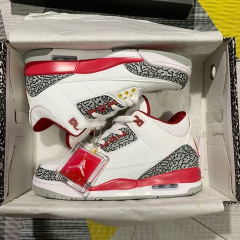  Jordan 3 Cardinal 