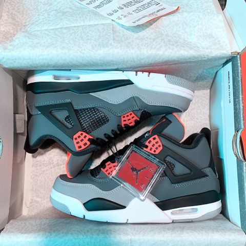  Giày Jordan 4 Infrared 