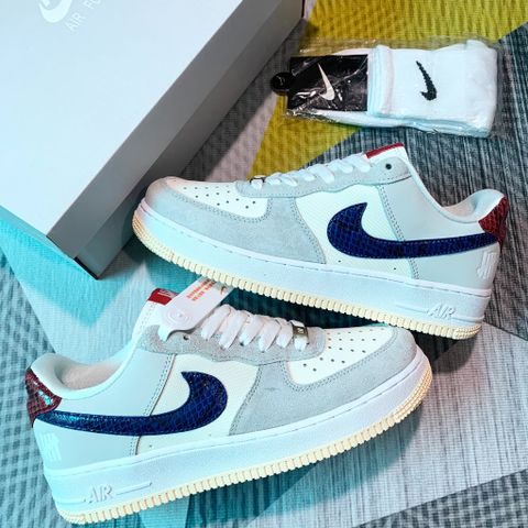  Giày Air Force 1 Undefeated 