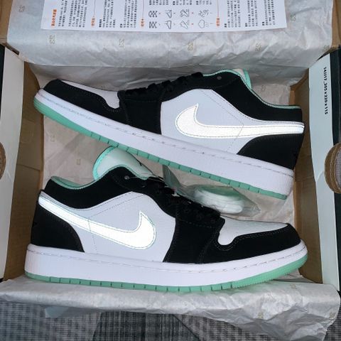  GIÀY JORDAN 1 LOW ISLAND GREEN 