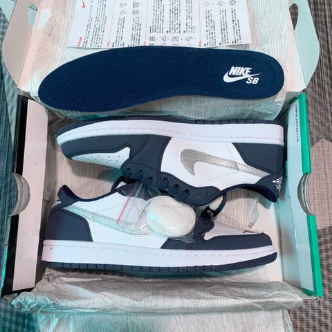  Giày Nike SB x Jordan 1 Low Mignight Navy 