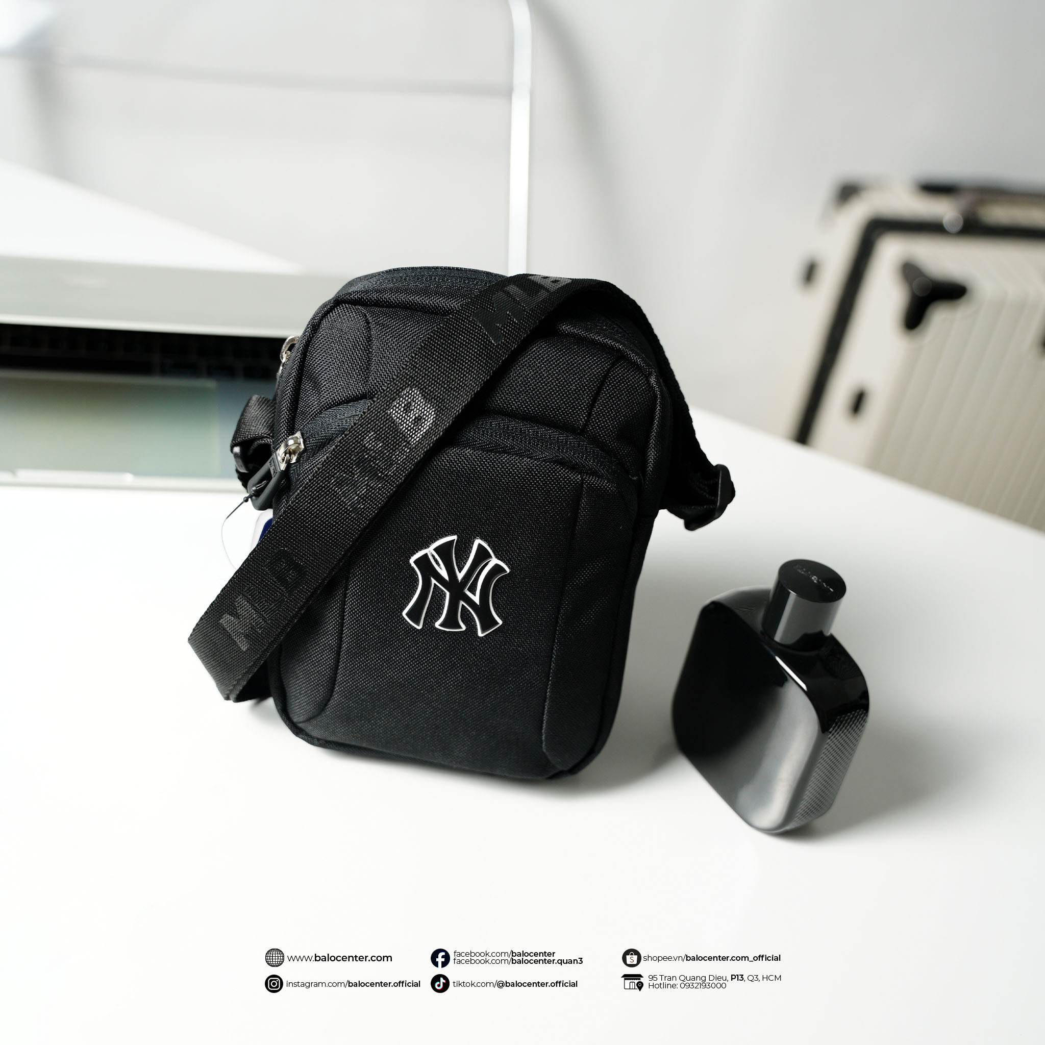 FCRB 24ss TOUR MINI SHOULDER BAGブラック TOUR MINI SHOULDER BAG