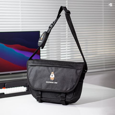 Buy Multicoloured Laptop Bags for Men by Dailyobjects Online | Ajio.com