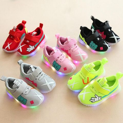 Giày Thể Thao Cho Bé Trai Và Bé Gái Mẫu Mới Có Đèn