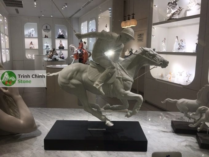 tượng đá ngựa phong thủy 004