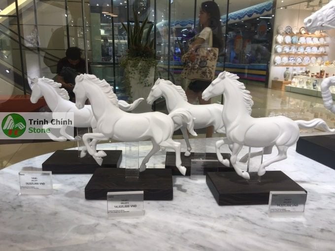 tượng đá ngựa phong thủy 005