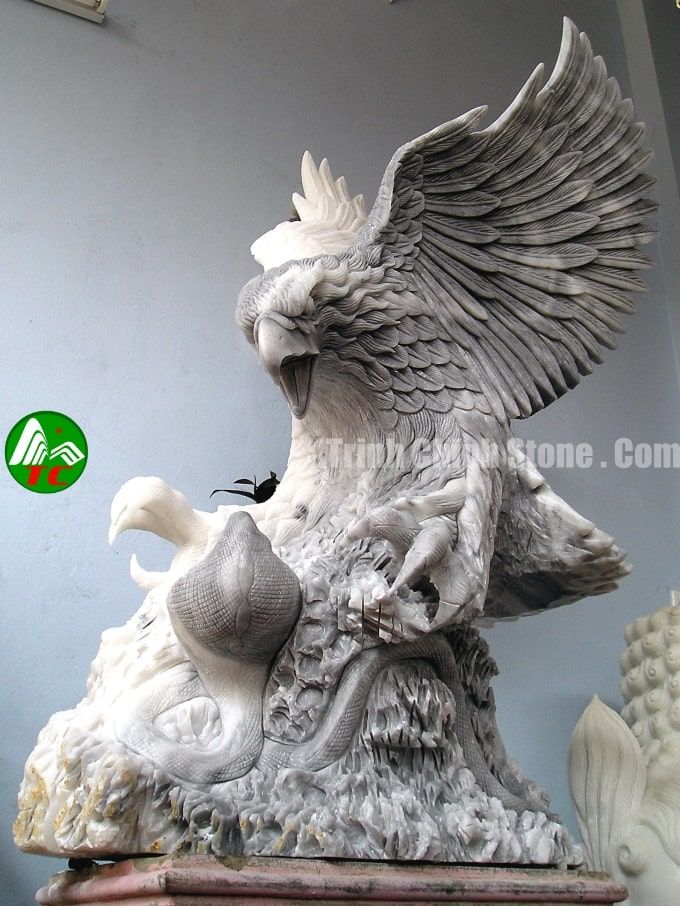 Tượng đại bàng bằng đá 004