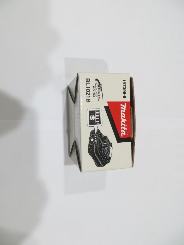 Pin máy khoan vặn vít Makita DF031DZ ( BL 1830B ) - hình ảnh sản phẩm thực tế 1