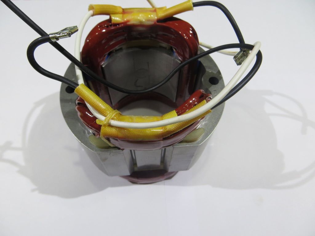Stator máy mài góc Makita GA 7061R - hình ảnh sản phẩm thực tế 3