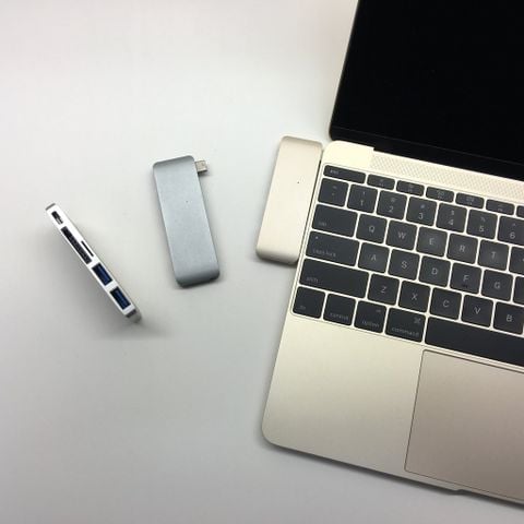 HyperDrive USA USB Type-C Hub 5in1: 2 USB 3.0 + 1 USB-C + 2 đọc thẻ (BH 12TH)