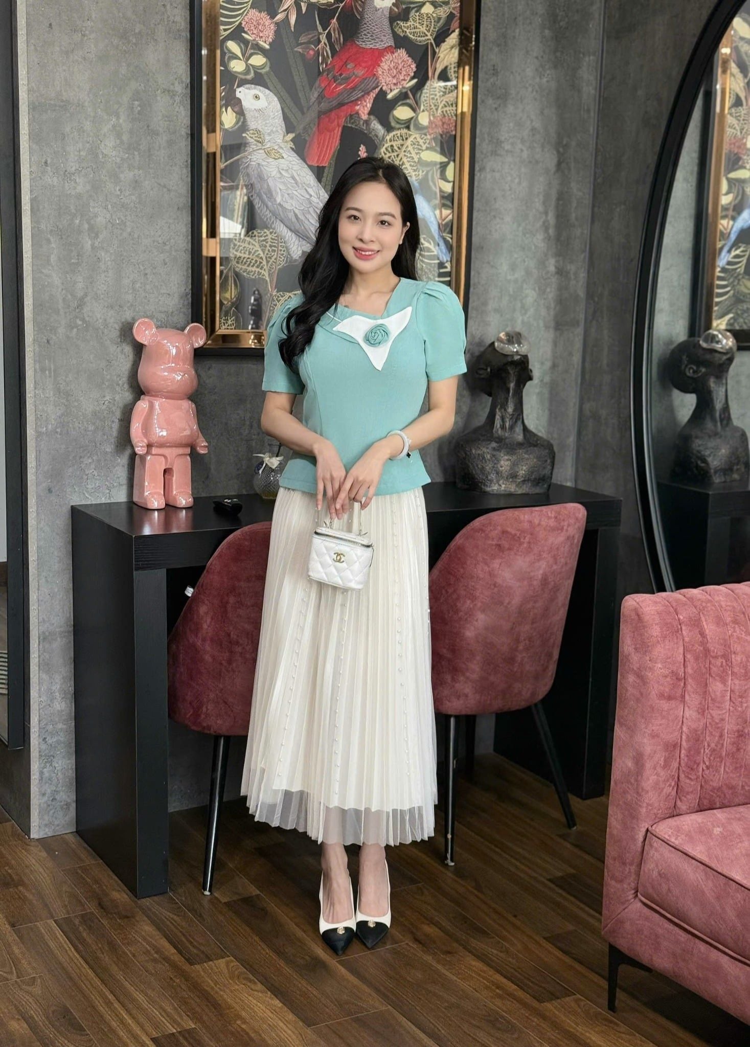 Áo kiểu công sở cổ lệch tay phồng phối hoa thời trang Eden - ASM262