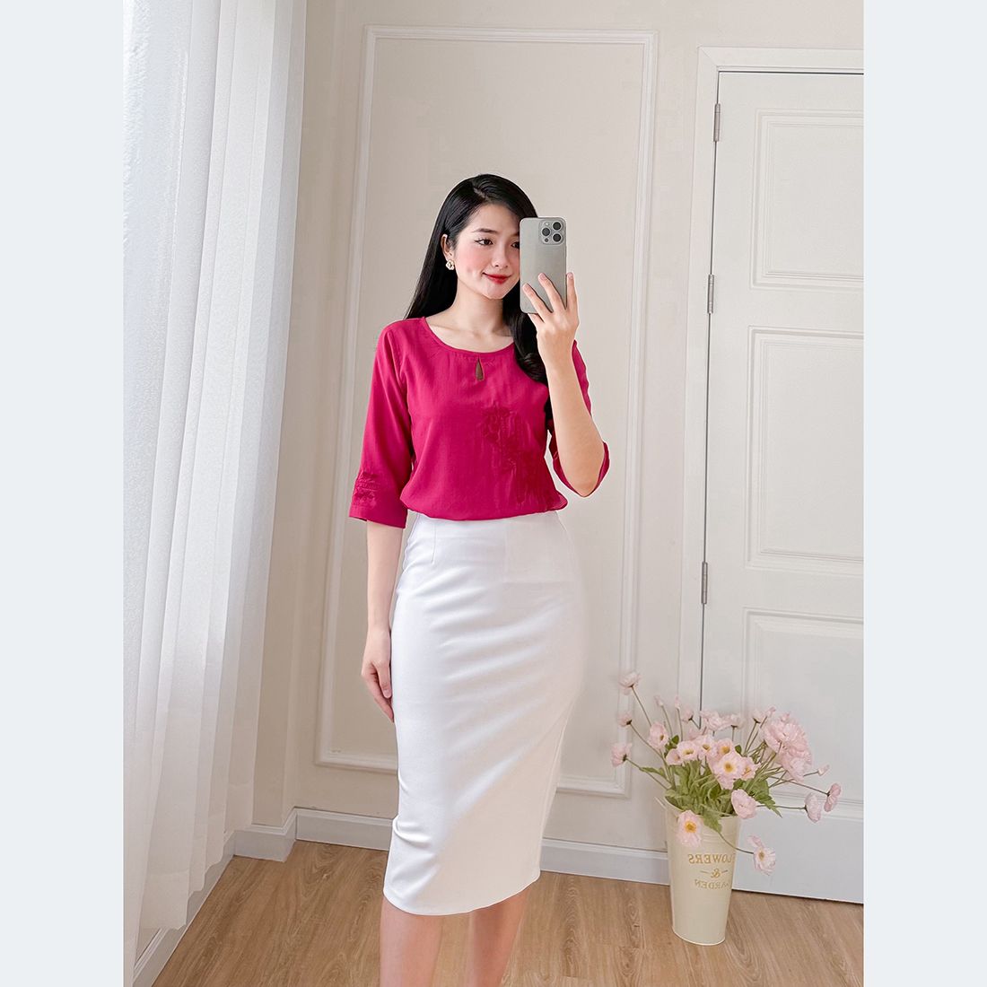 Áo kiểu nữ công sở dáng suông tay lỡ cổ tròn thêu họa tiết - ASM238