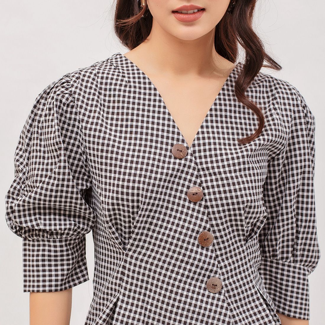 Áo Kiểu Thời Trang Eden Caro Dáng Ngắn Xếp Li Tay Rút - ASM078