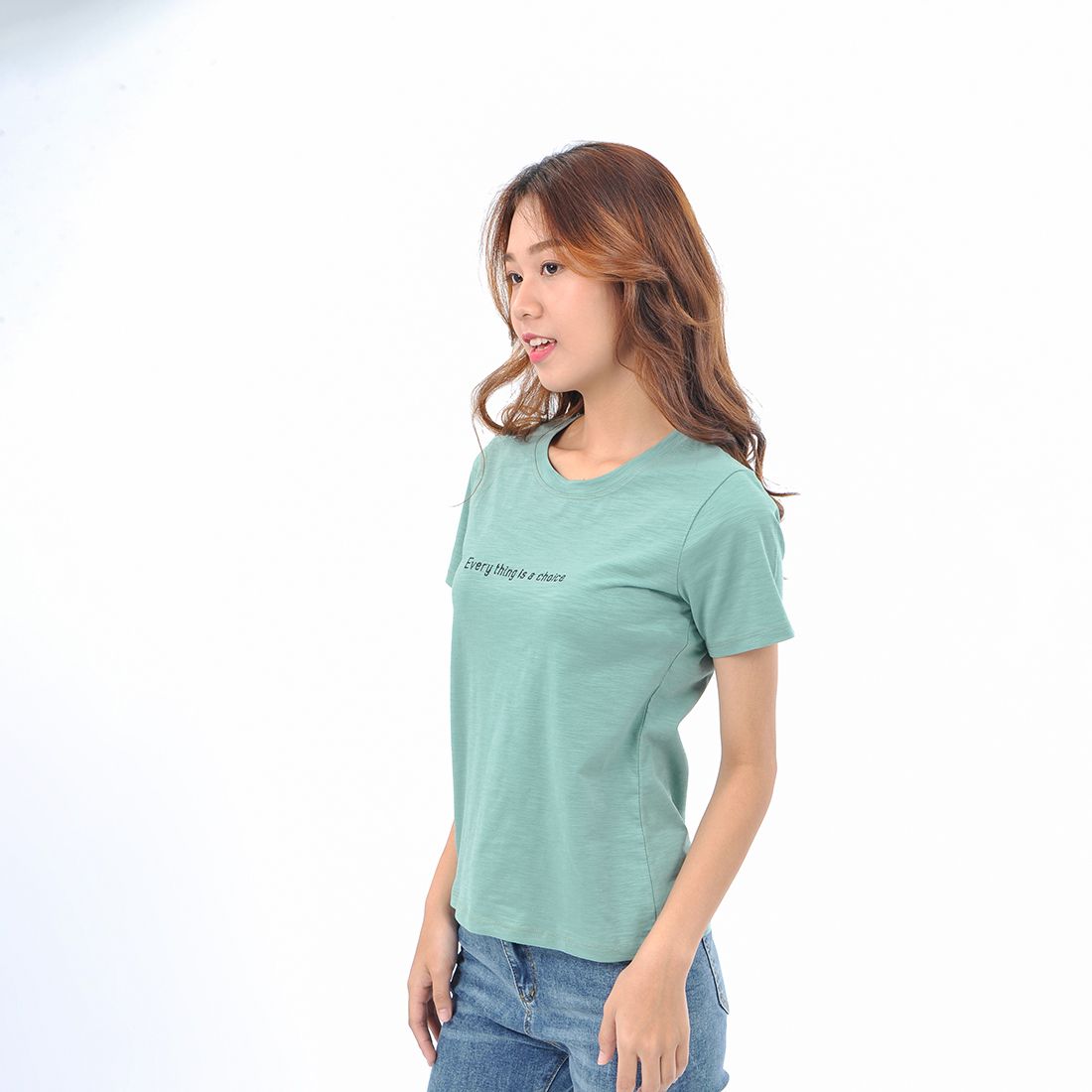 Áo thun nữ tay ngắn cổ tròn thời trang Eden thêu chữ - AT101