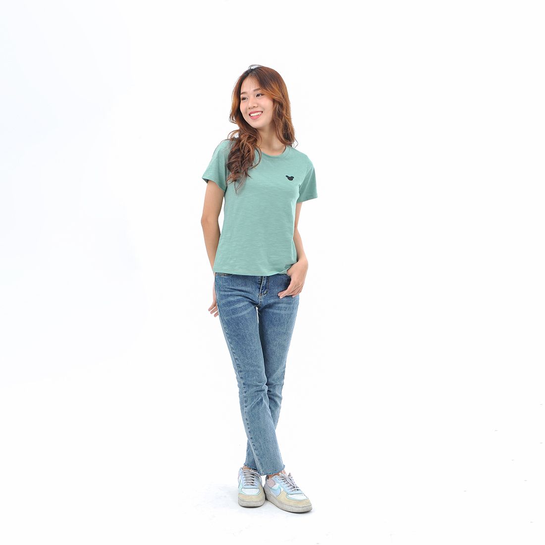 Áo thun nữ tay ngắn cổ tròn thời trang Eden thêu hình - AT092