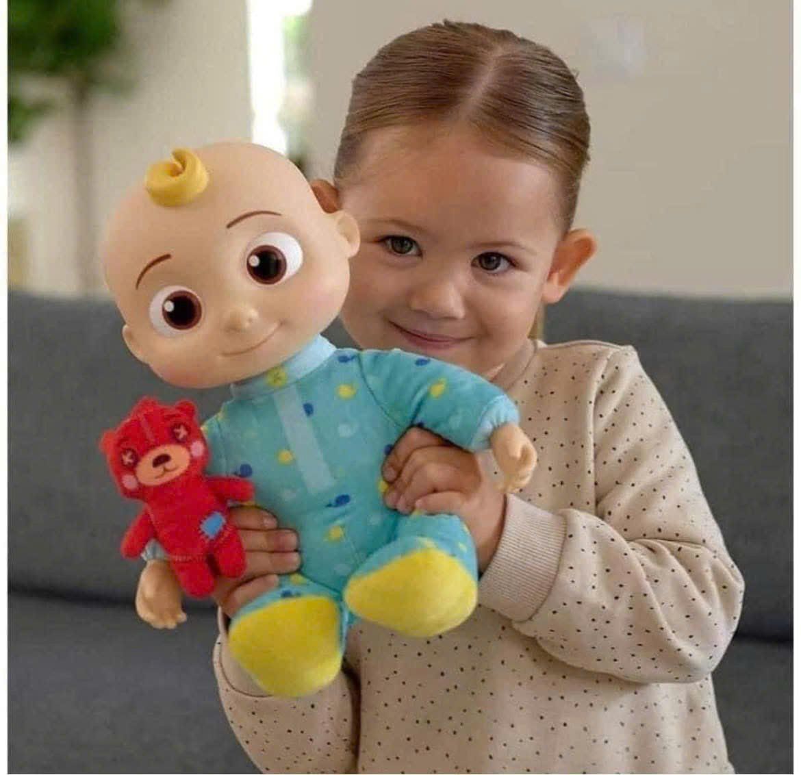 Búp bê phát nhạc CoComelon Musical Bedtime JJ Doll