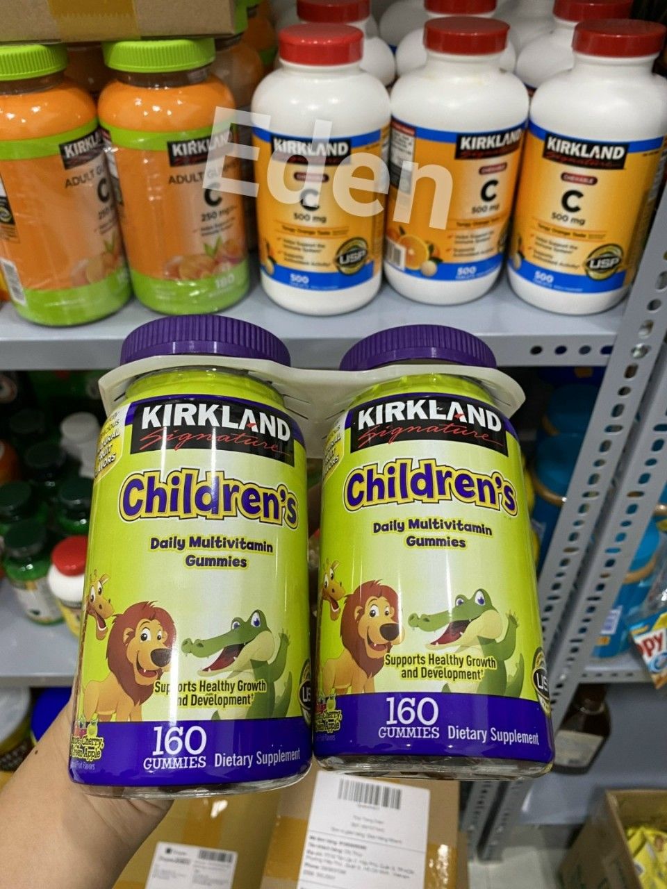 Kẹo dẻo vitamin tổng hợp cho trẻ em Kirkland Childrens Complete Multivitamin Gummies – 160 viên