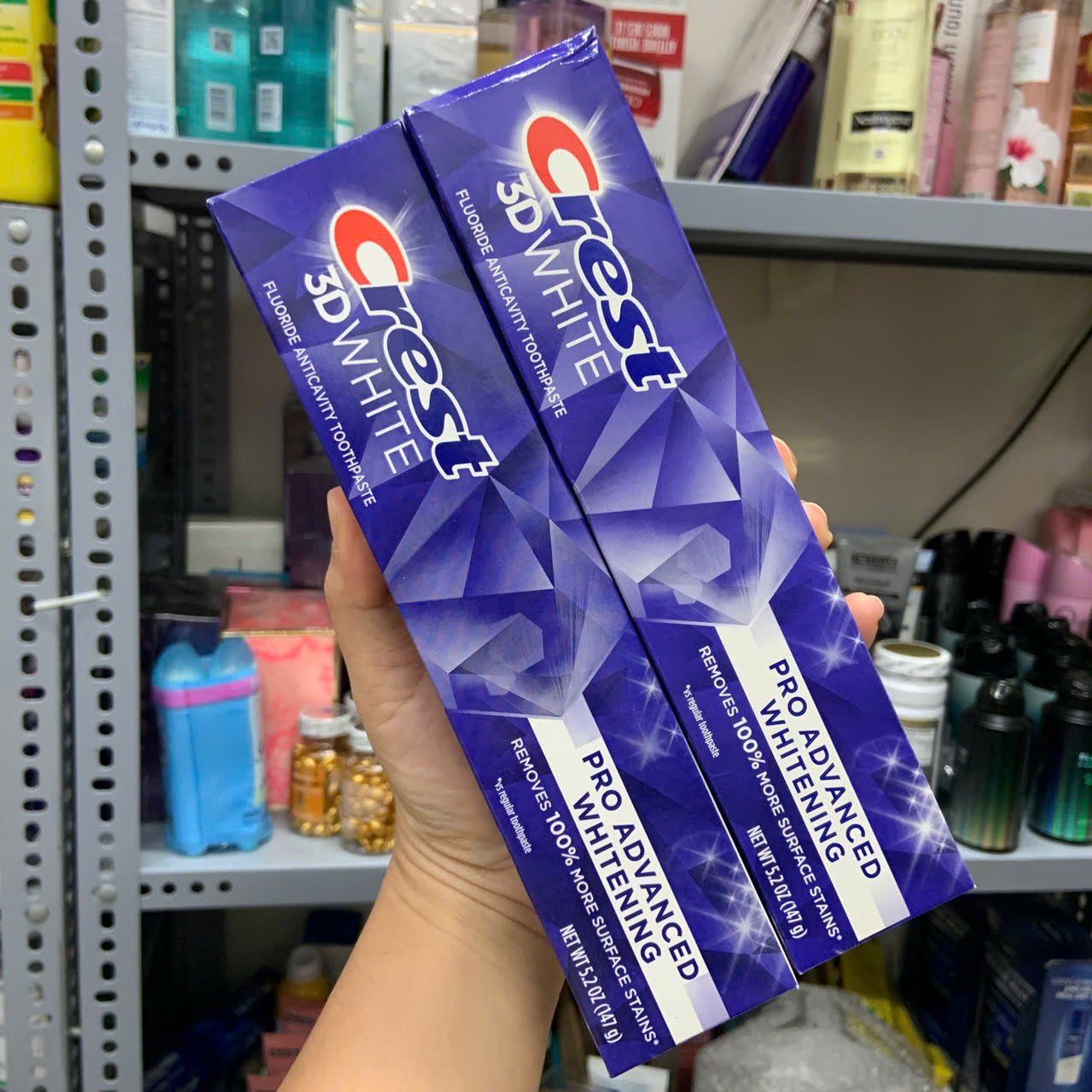 Kem đánh răng Crest 3D White Pro Advanced Whitening