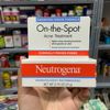 Kem giảm mụn Neutrogena On The Spot Acne Treatment