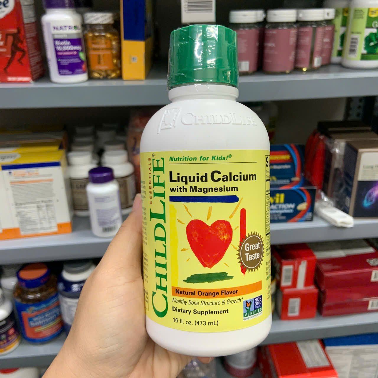 Siro bổ sung canxi, magiê và vitamin D cho trẻ Child Life Liquid Calcium and Magnesium