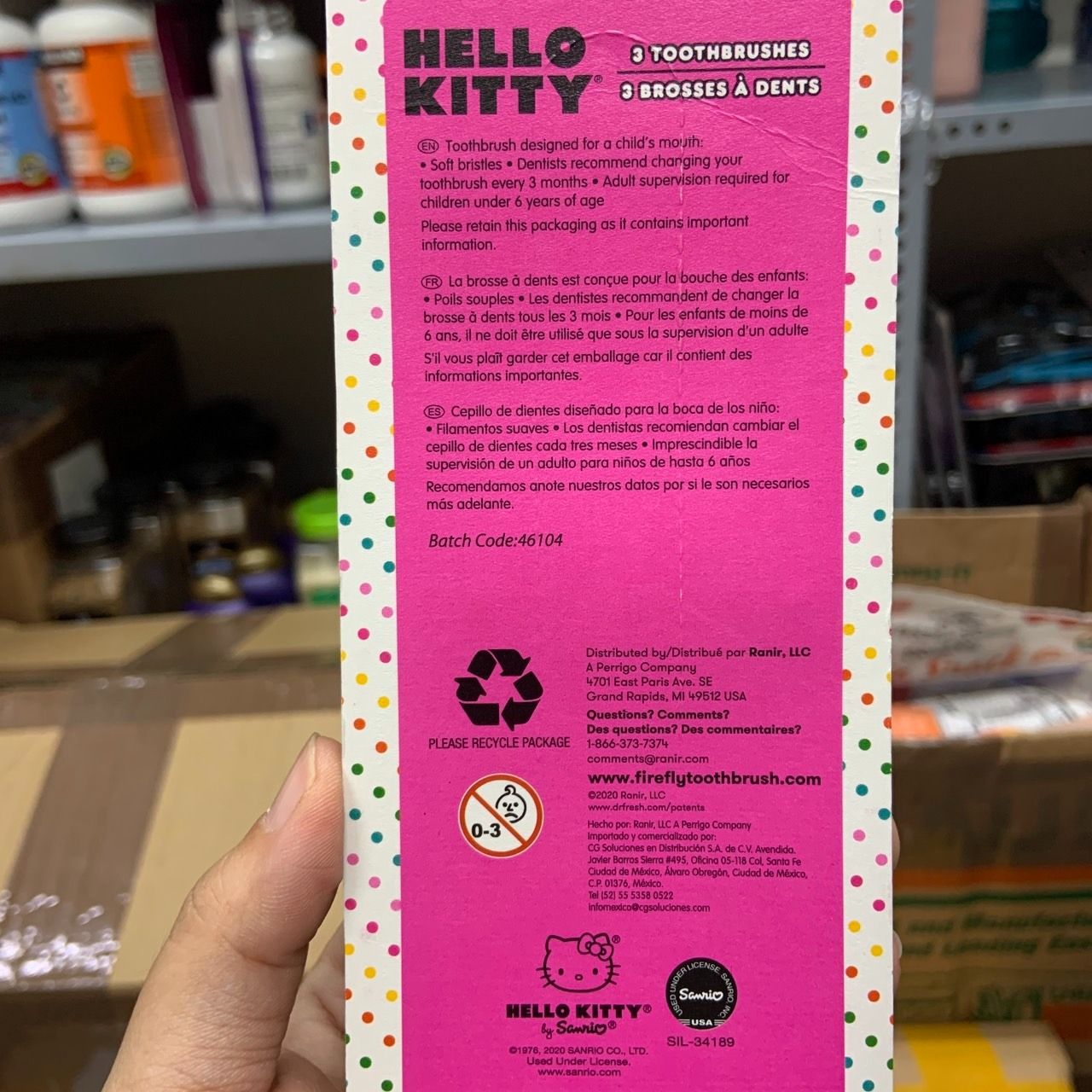 Set 3 bàn chải dành cho bé từ 3 tuổi Hello Kitty