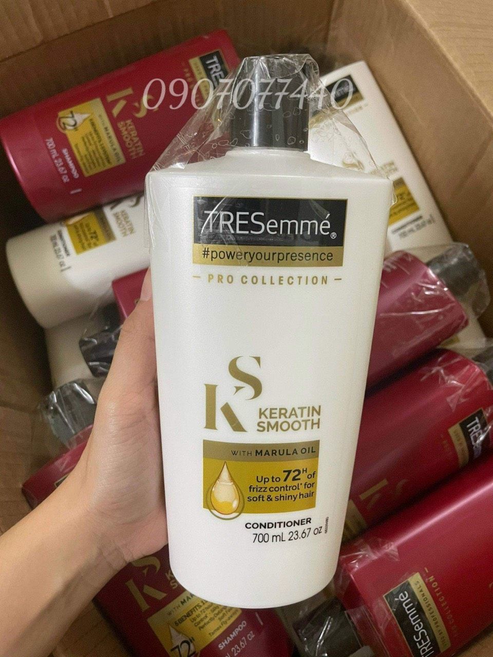 Set dầu gội & xả dành cho tóc khô xơ, bị hư tổn Tresemme