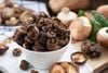 Snack nấm sấy giòn DJ&A Shiitake Mushroom Crisps