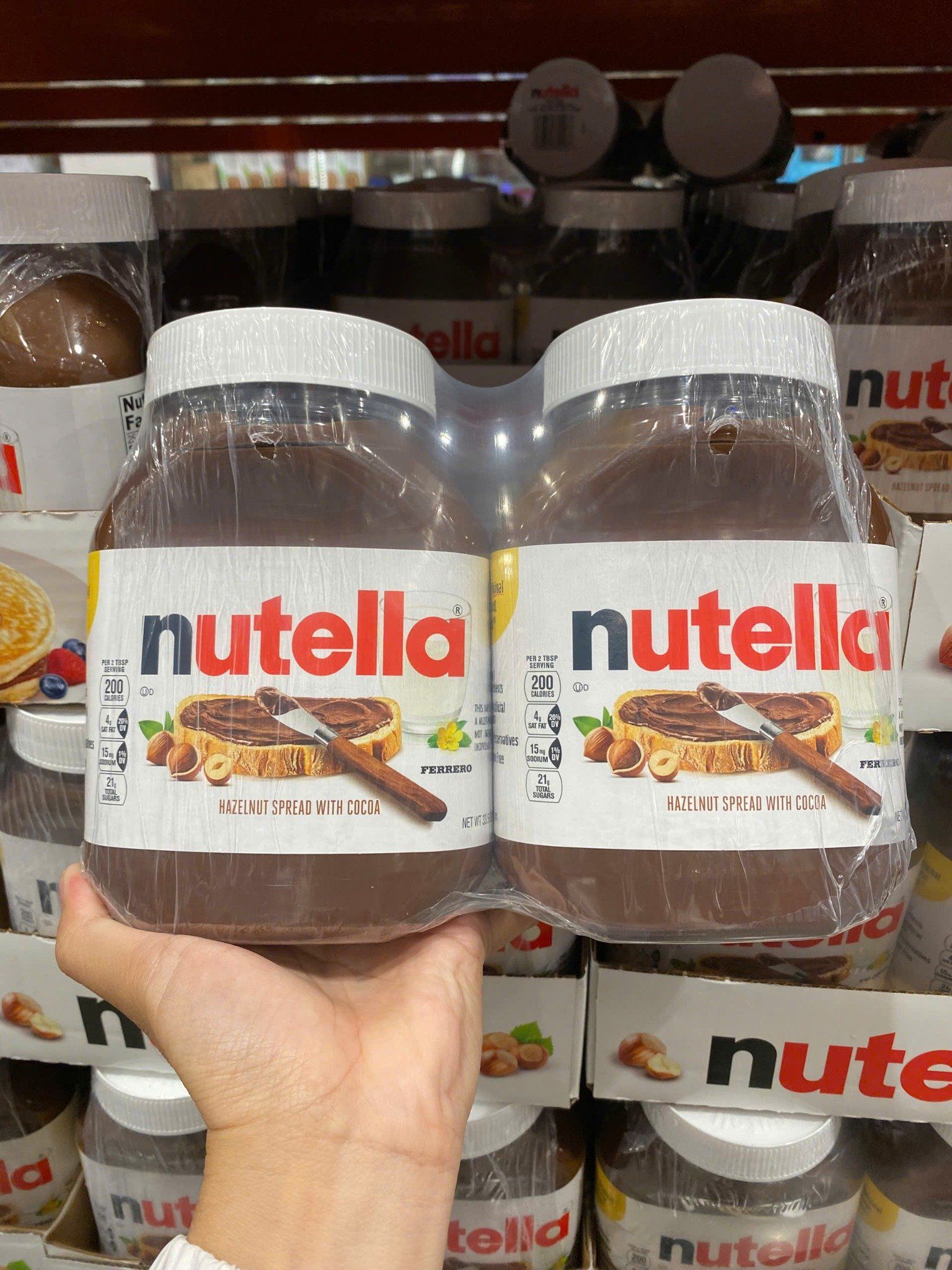 Sốt chocolate hạt phỉ Nutella