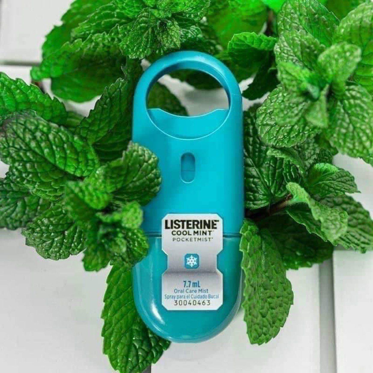 Xịt thơm miệng Listerine Cool Mint Pocketmist