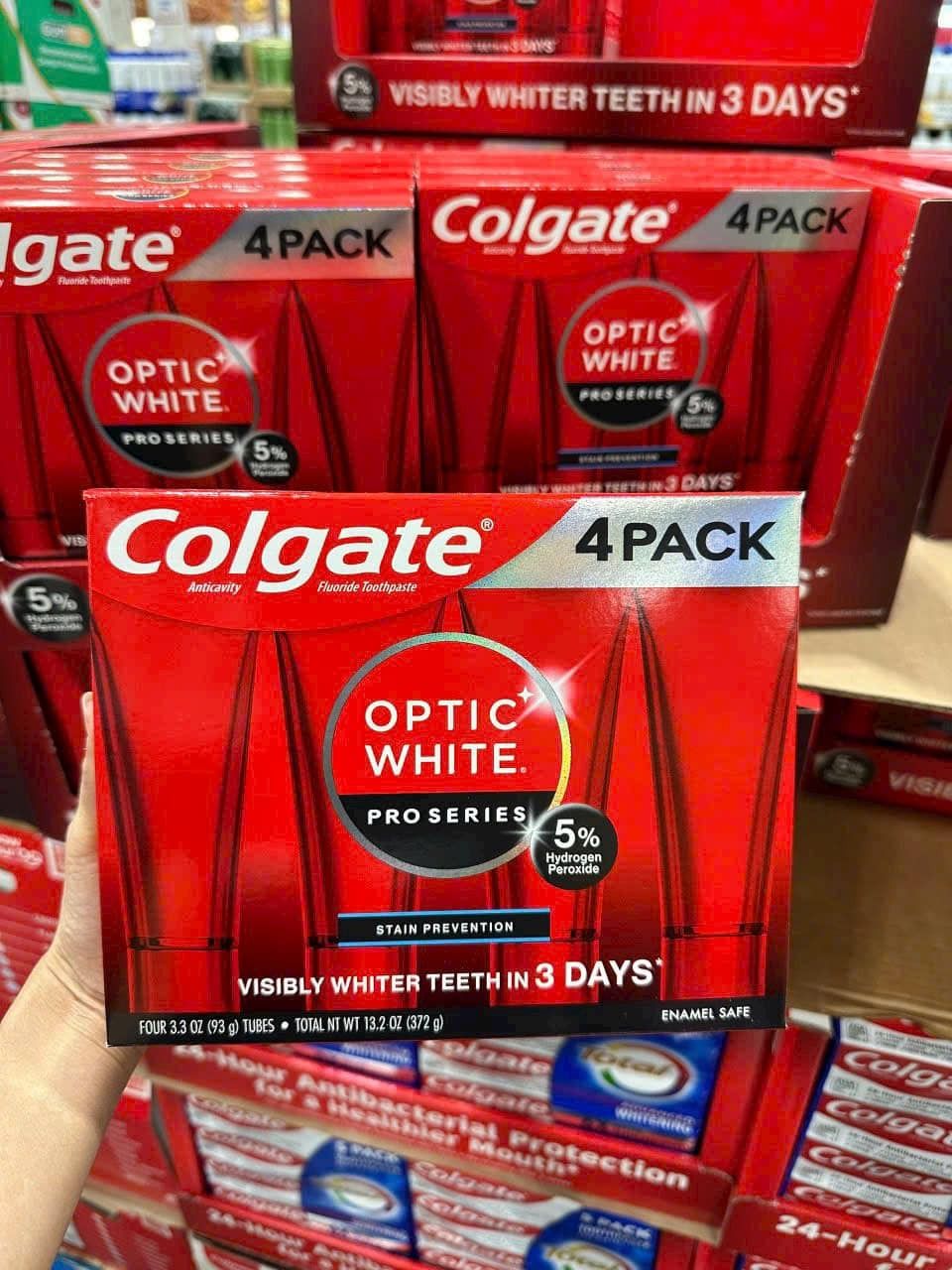 Kem đánh răng Colgate Optic White