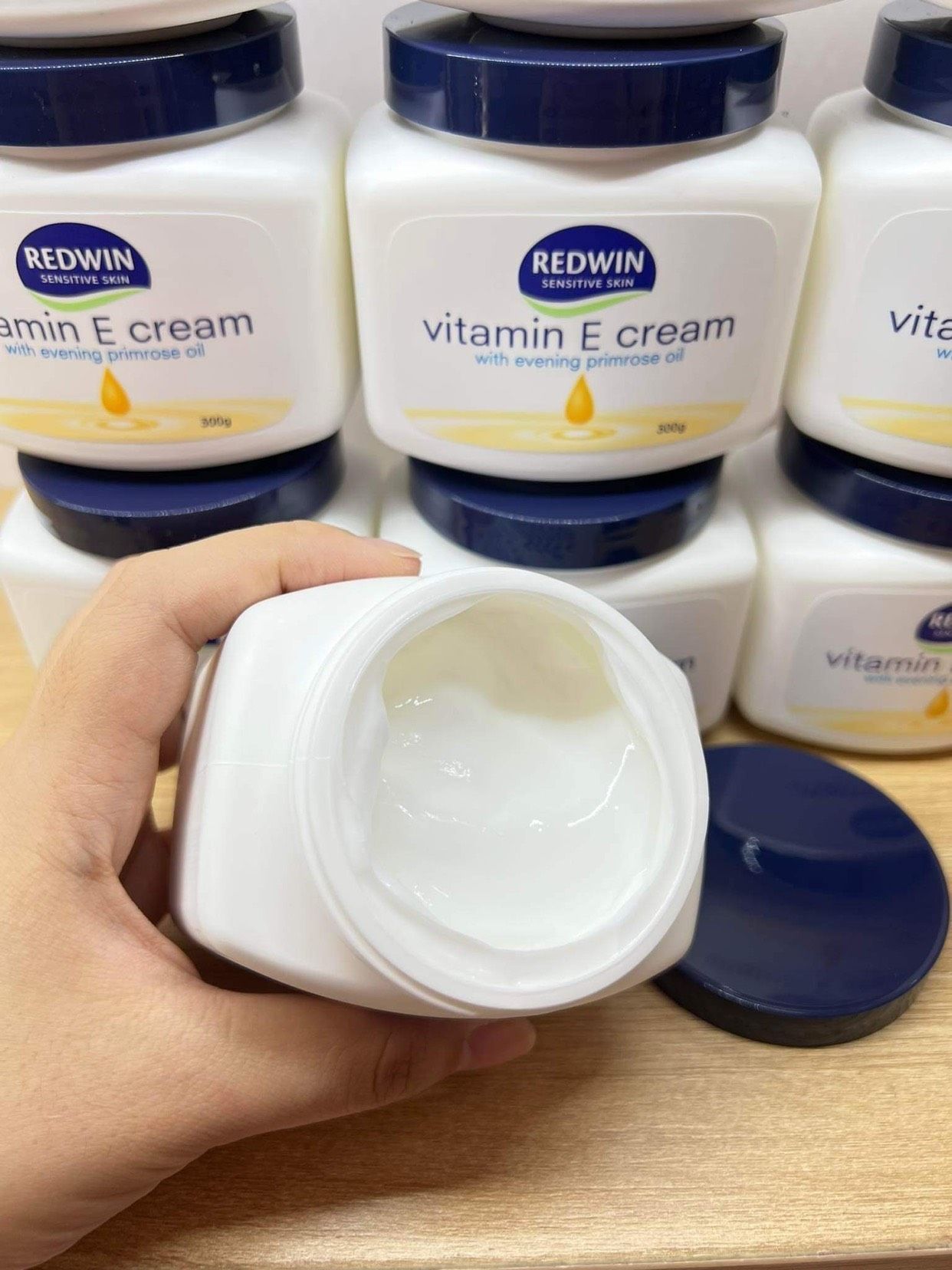 Kem dưỡng trắng da Redwin Vitamin E Cream with evening primrose oil