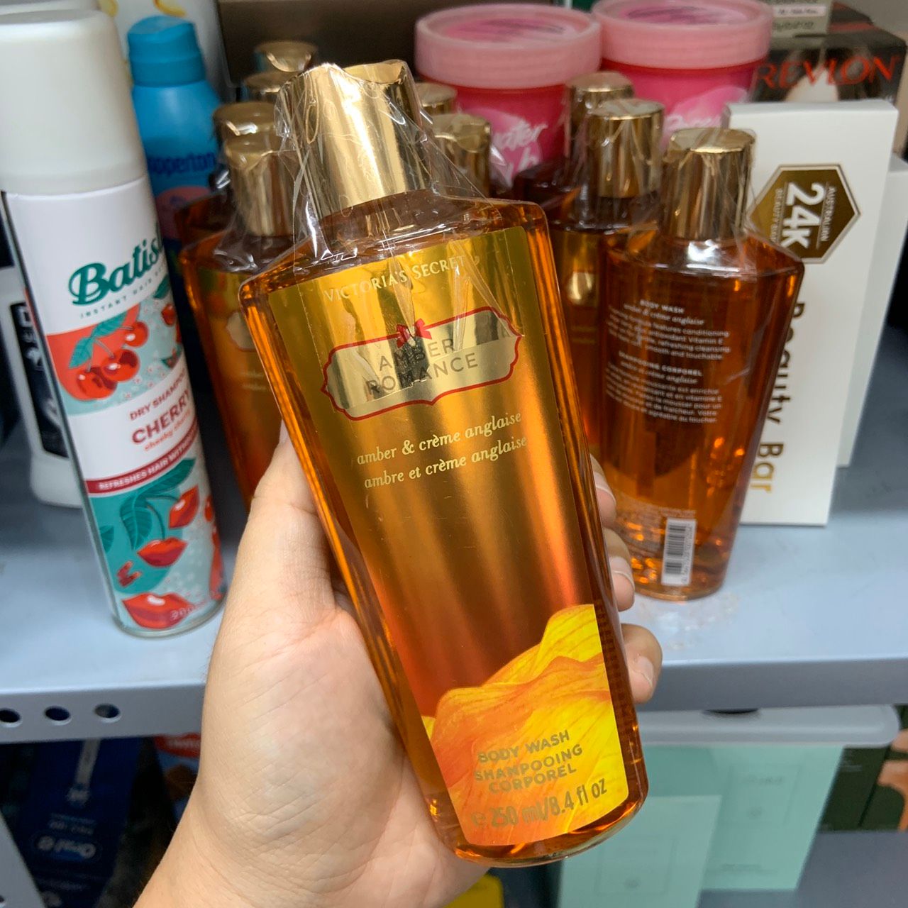 Sữa tắm dưỡng da hương nước hoa Victoria's Secret
