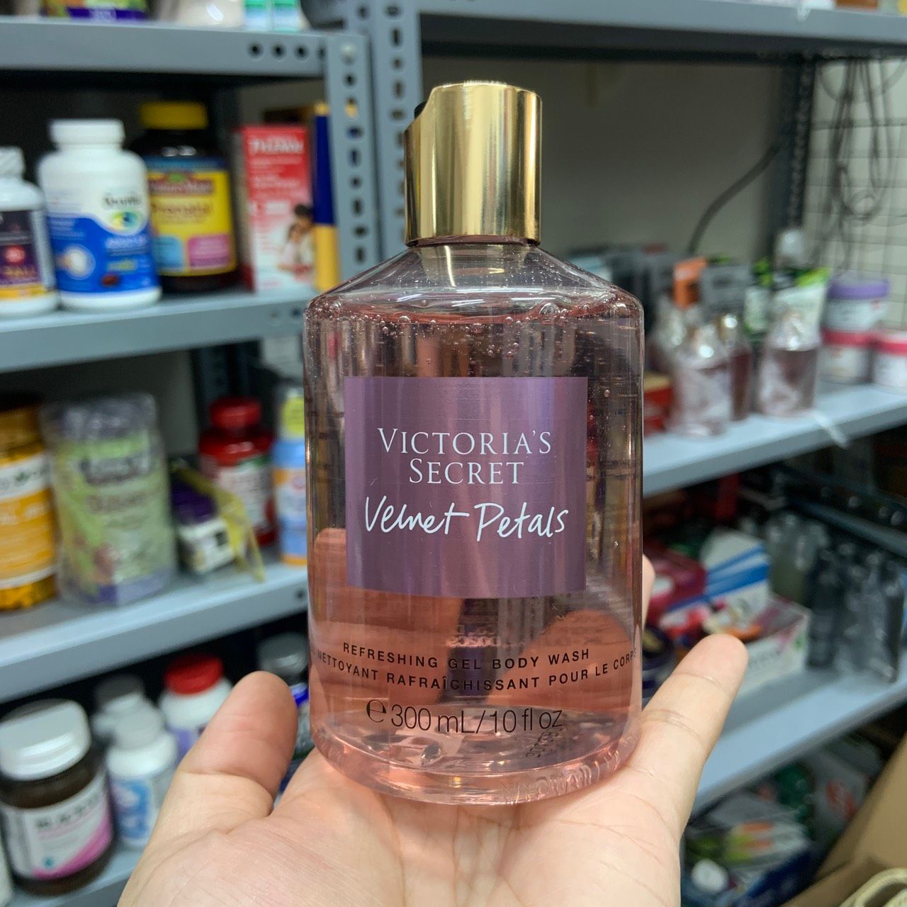 Sữa tắm dưỡng da hương nước hoa Victoria's Secret