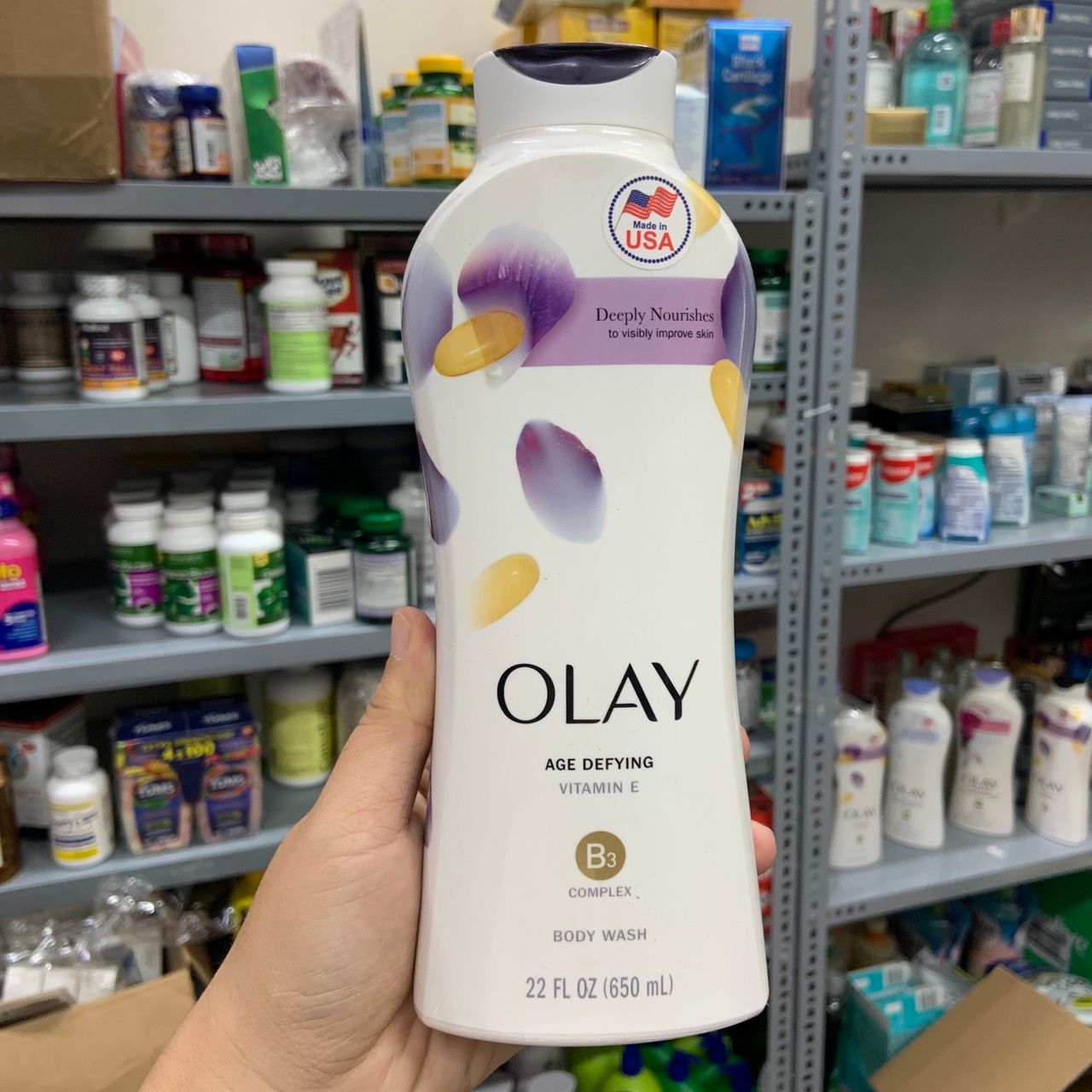 Sữa tắm dưỡng ẩm Olay