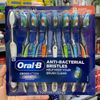 Set 8 cây bàn chải đánh răng Oral-B