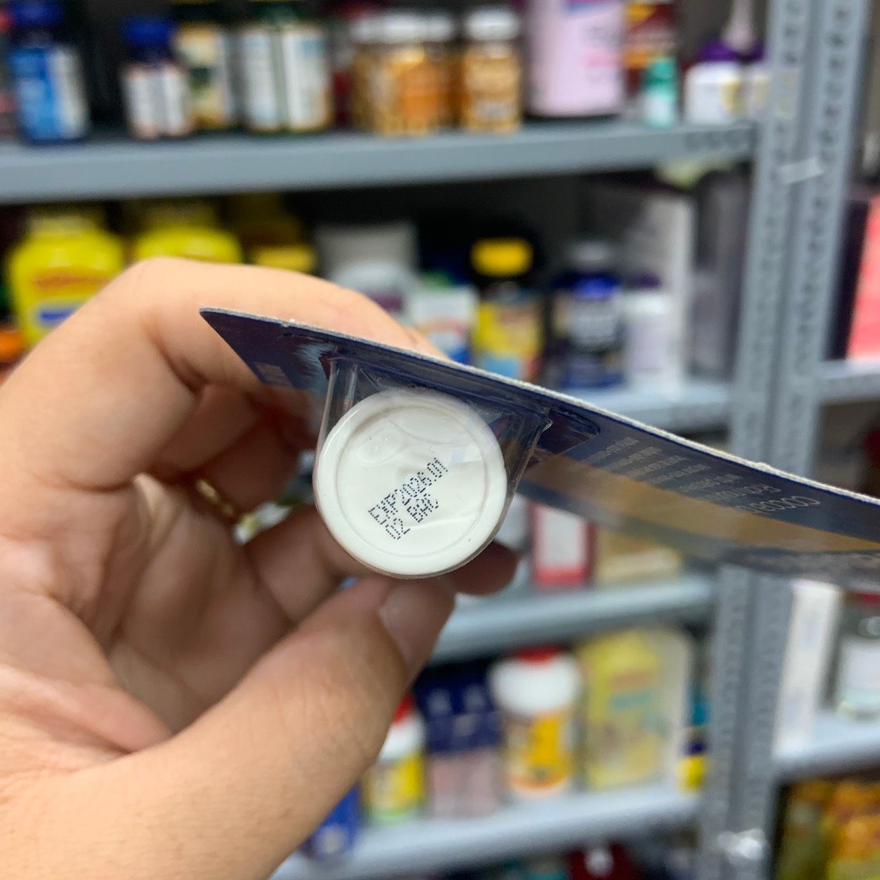 Set 2 son dưỡng môi Vaseline Rosy Lips dạng thỏi