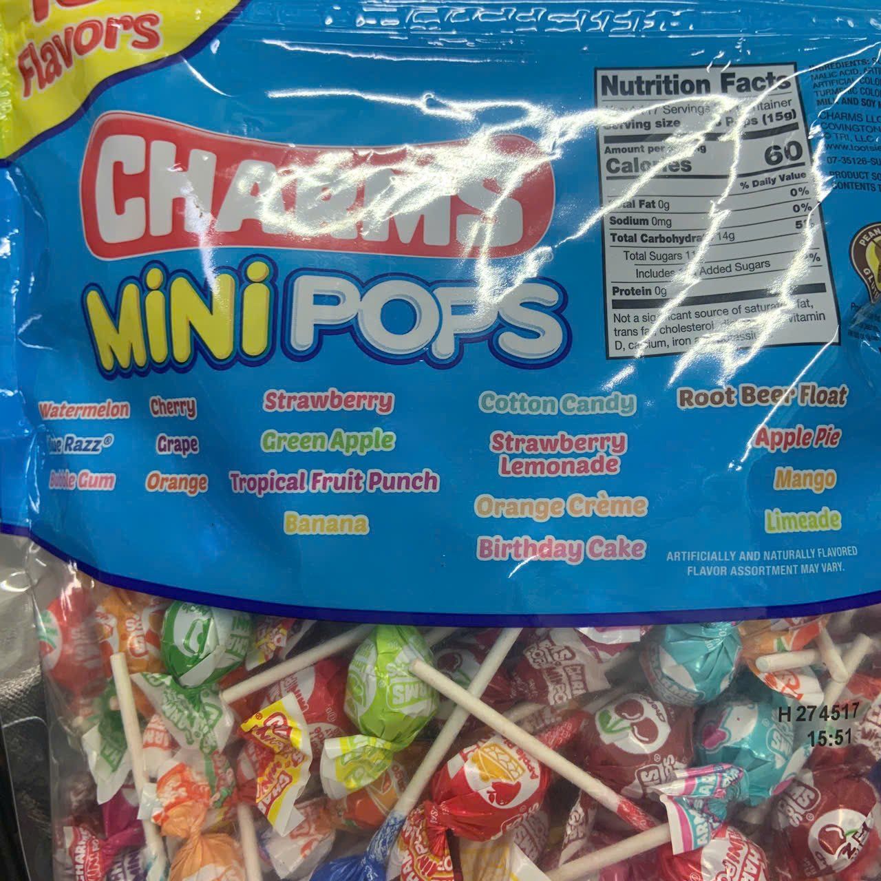 Kẹo mút hương trái cây Charms Mini Pops của Mỹ