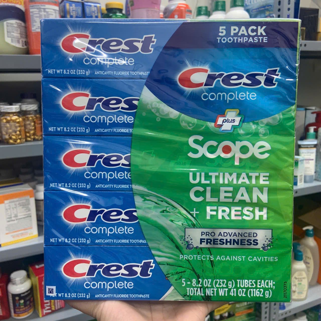 Kem đánh răng Crest Complete Plus Scope