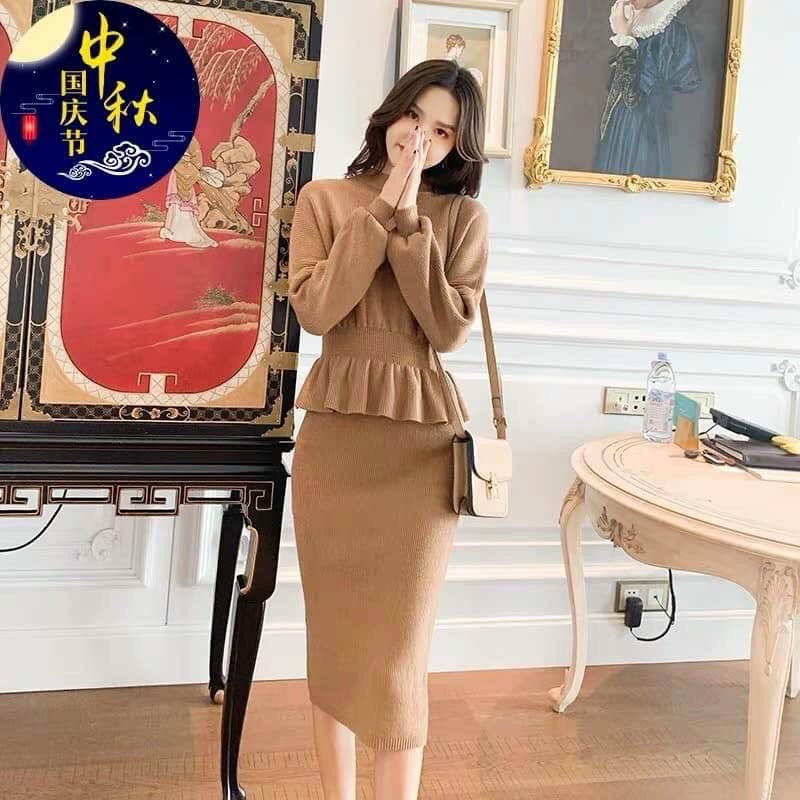 Áo kiểu peplum công sở xếp ly eo phối túi giả thanh lịch  A56160