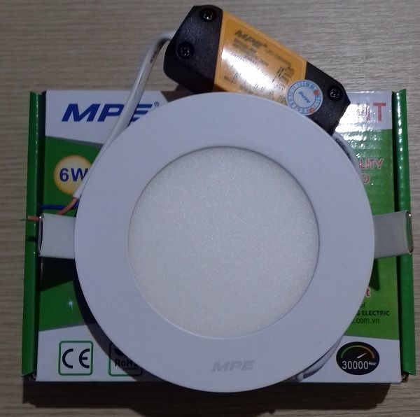 Đèn Led đổi màu 6W MPE RPL-6/3C