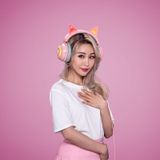 Tai Nghe Razer Kraken Kitty Chroma Quartz ( Pink Edition )