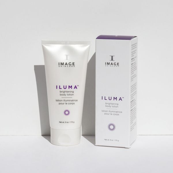 Lotion dưỡng sáng da toàn thân IMAGE Skincare ILUMA Intense Brightening Body Lotion làm mờ đốm nâu trên da