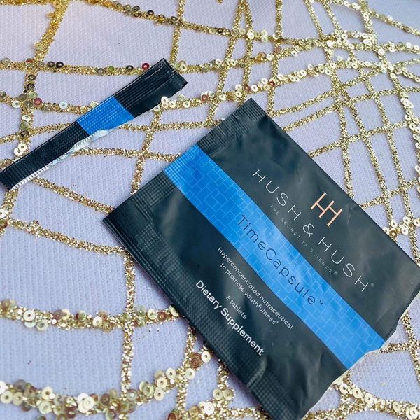 Viên uống trẻ hóa da, mờ nám HUSH & HUSH Time Capsule - Trẻ hóa da, hỗ trợ mờ nám và chống các tia tổn thương