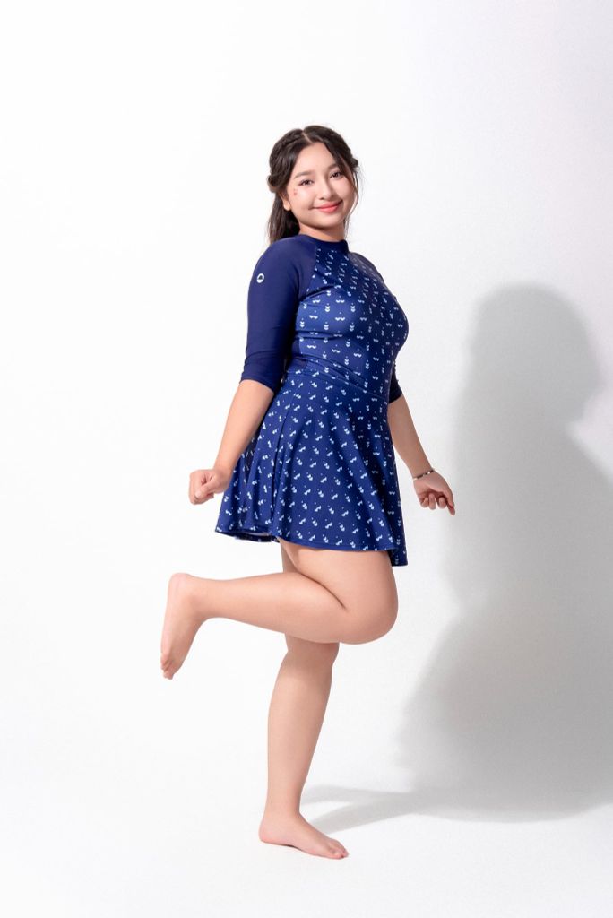 Đồ bơi nữ liền thân váy khoá kéo tay lửng Chubby Lily, ảnh 6