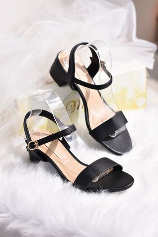 Giày Sandals Nữ Quai Ngang, Giày Đi Với Áo Dài, Dép Xăng Đan Nữ Cao Cấp, Giày Nữ Big Size, Xăng Đan Cao Gót, Xăng Đan Cao Gót Đế Vuông, Sandal Nữ 3cm Thương Hiệu Merly 1226 Đen Mờ