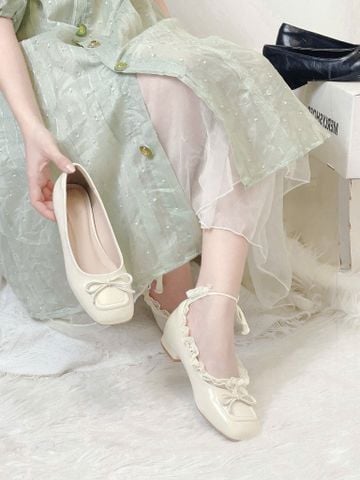 Set 4 Đôi Vớ Nhún Bèo Mang Giày Búp Bê Màu Kem