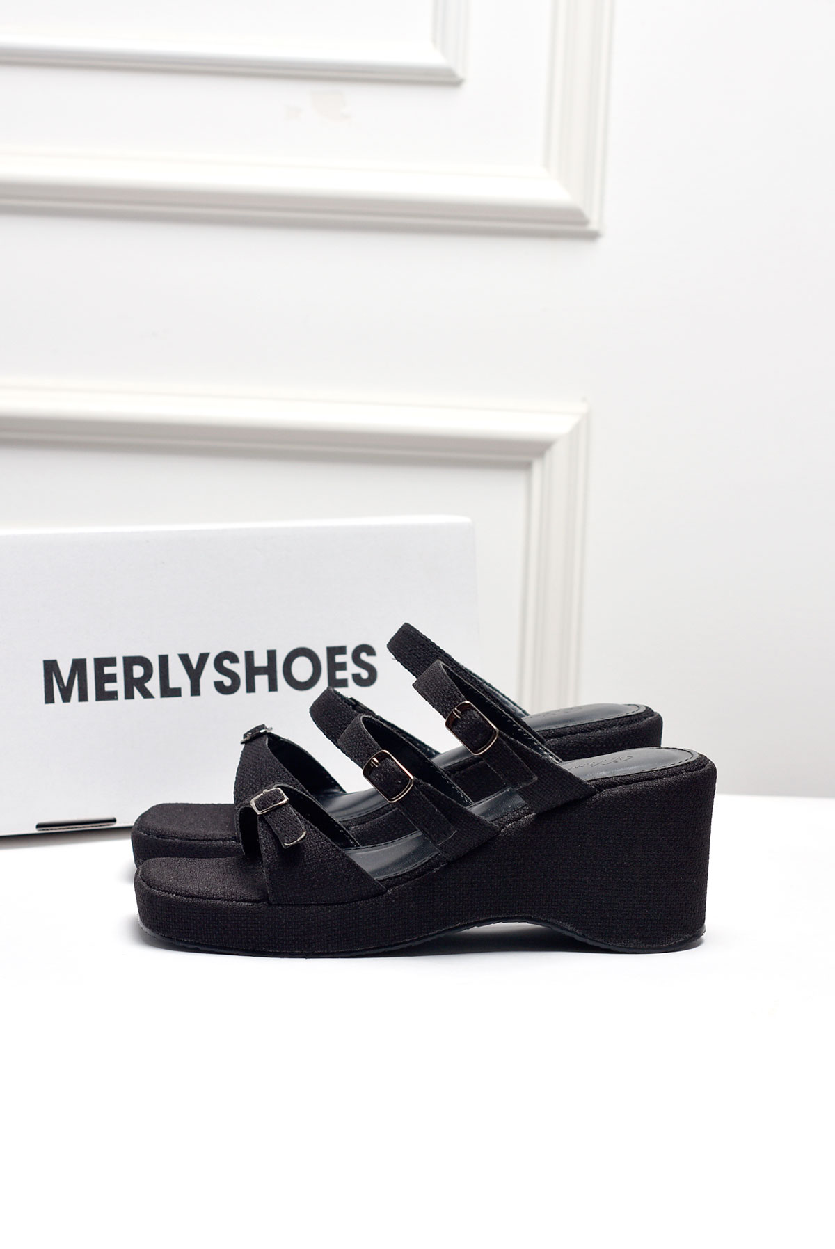 Dép Đế Xuồng 3 Quai Ngang Vải Bố Vintage Merly 1591 Đen, Dép Cao Gót Đế Xuồng 6.5cm, Dép Xuồng Quai Ngang, Giày Sandal Đế Xuồng, Dép Nữ Big Size, Dép Xuồng Big Size