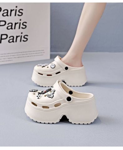 Dép Sục Nữ Đế Bánh Mì 7cm Tăng Chiều Cao Dễ Thương Nhựa Eva 1609N Trắng/Đen Size 36-41, Dép Crocs Gắn Charm Dễ Thương, Chống Trượt, Nhẹ Êm