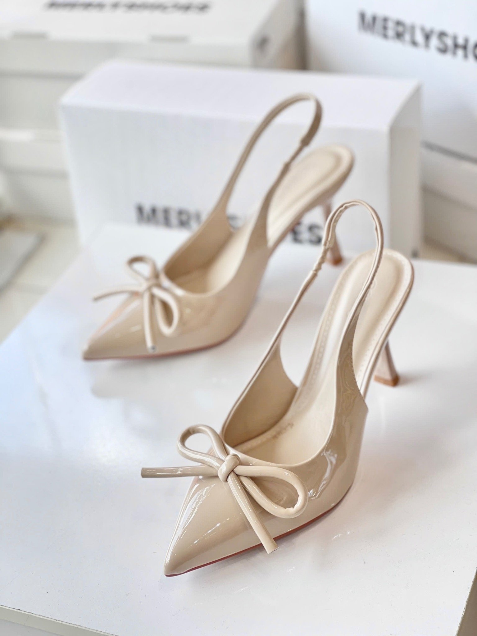 Giày Cao Gót Nơ Slingback Mũi Nhọn Merly 1634 Kem Nude Bóng Gót Nhọn 9cm, Giày Đi Tiệc, Giày Công Sở Nữ
