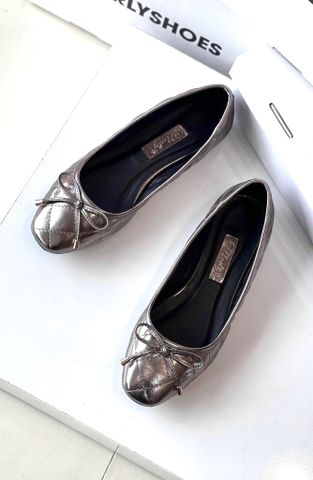 Giày Bệt Bít Mũi Vuông Chần Chỉ Bigsize 35-43 Form Lớn Merly 1514 Chì Bạc, Giày Búp Bê Nữ, Giày Nữ Big Size, Giày Công Sở Nữ